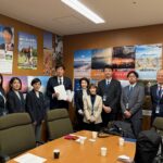 立命館慶祥中学校・高等学校私学助成運動協議会の皆様より私学助成に関する要望書をいただきました。