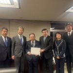 酒井国土交通副大臣に「ゼロカーボン北海道・持続可能な北海道開発予算の拡充」について申し入れを行いました。