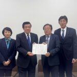 財務省中山主計局次長へ「ゼロカーボン北海道・持続可能な北海道開発予算の拡充」について要請を行いました。