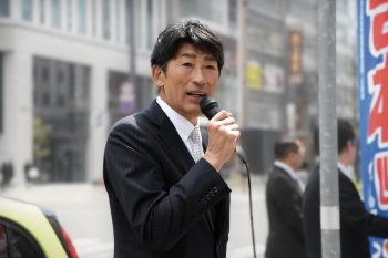 プロフィール